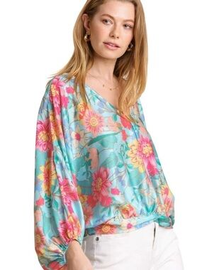 Umgee Aqua Floral V-Neck Puff Sleeve Blouse